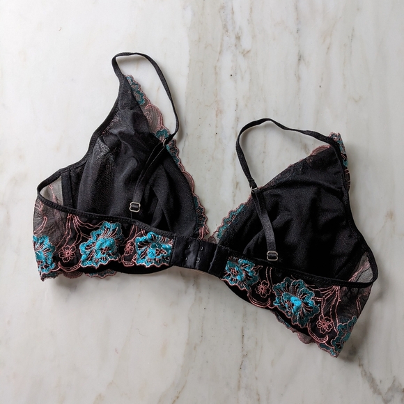 Sokoloff Lace Bra - Picture 3 of 8